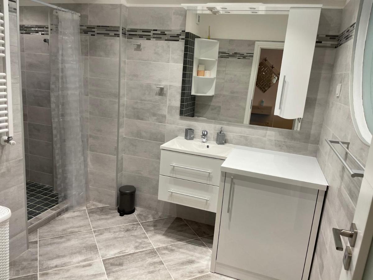 Fancy Westpark 2 Residence Lakeview W7 Bukareszt Zewnętrze zdjęcie